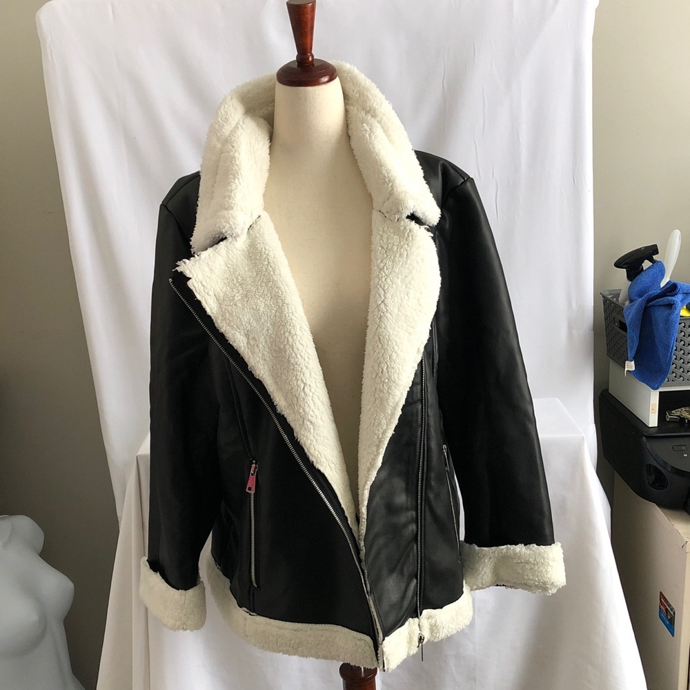 Nina Leonard Two-Tone Leather Jacket Sherpa Lining